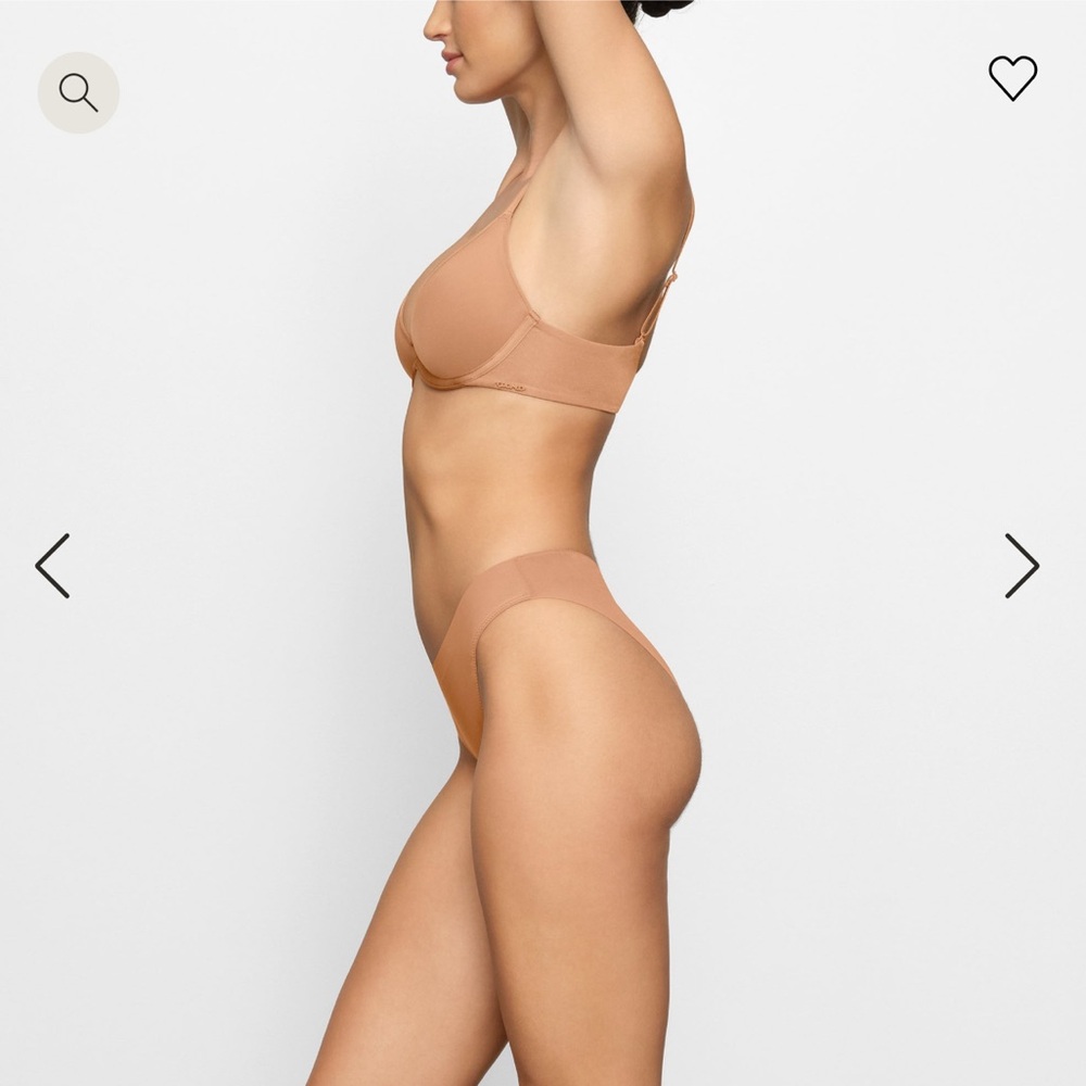 SKIMS Weightless Scoop Bra - Color Ochre - Size 38DD - Picture 5 of 7
